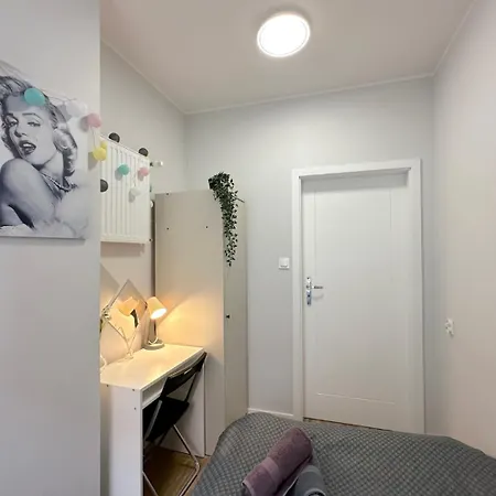 Monroe - 15 Minutes To Old Town & Sea Homestay
